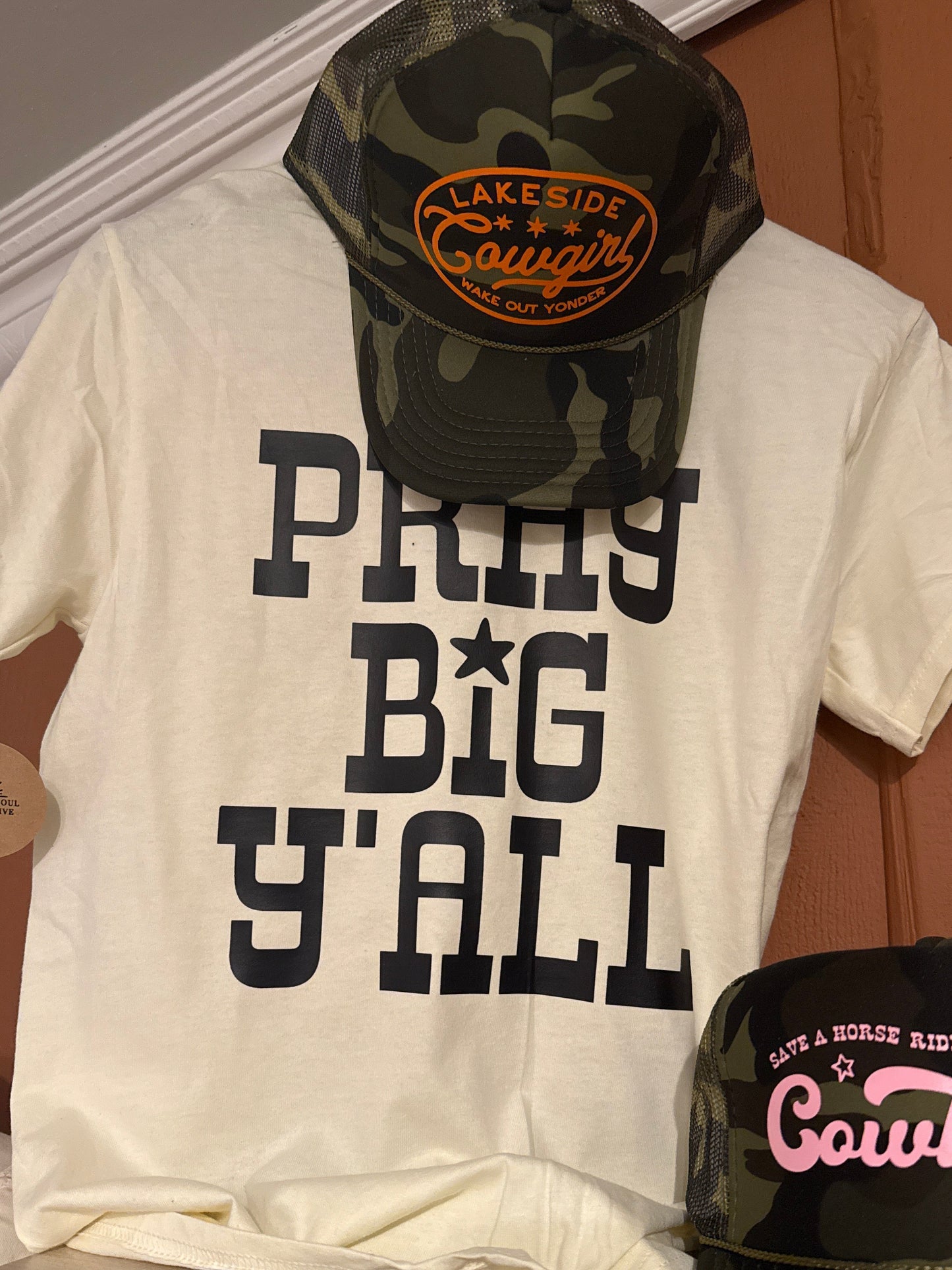 Pray Big ya’ll Graphic Tee