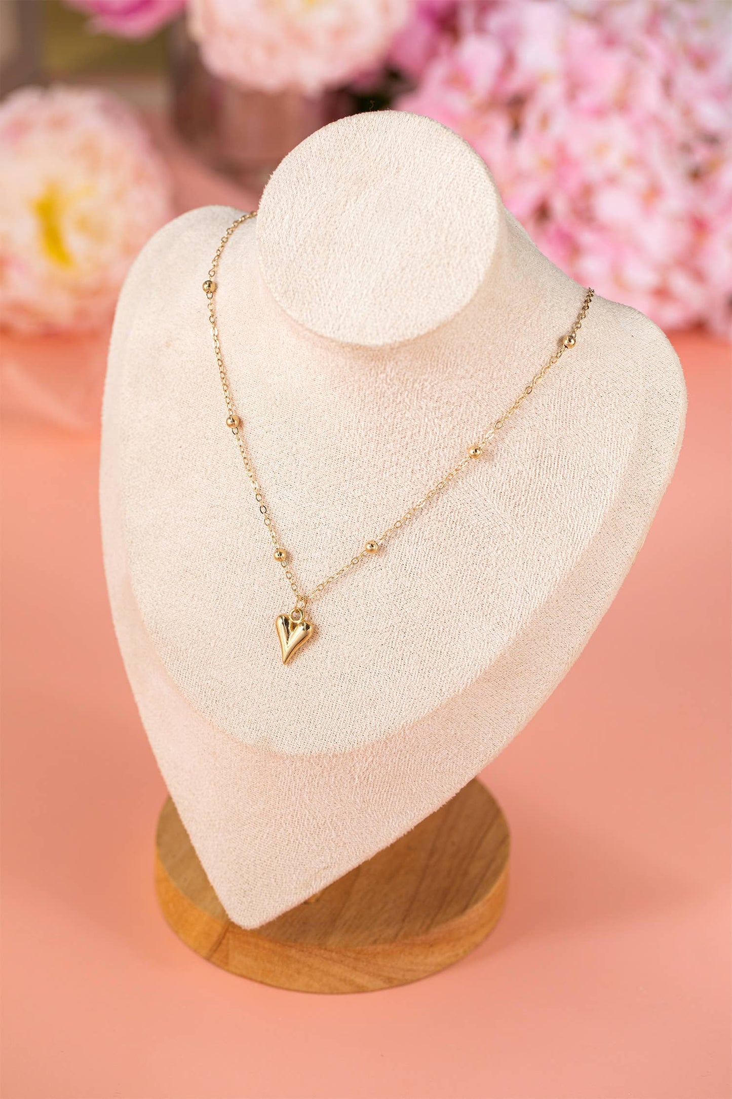 Valentines Gold Plated Alloy Puffed Heart Necklace